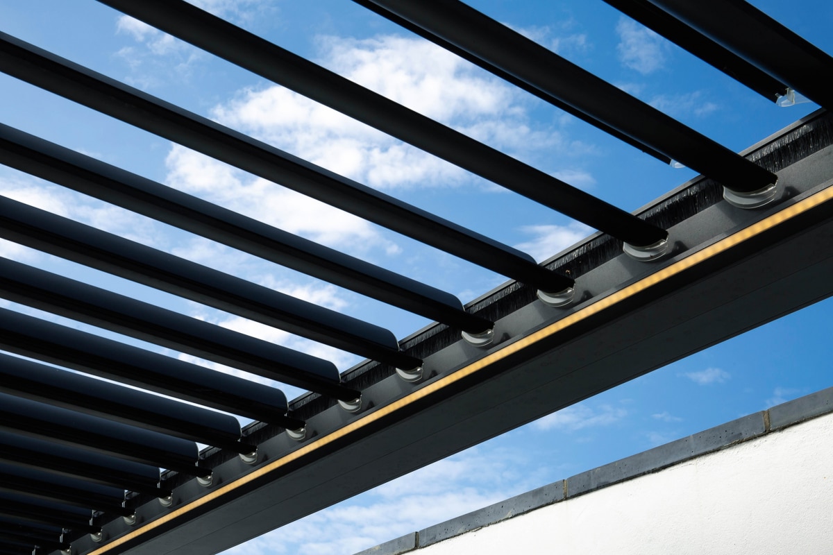 Retractable Louvered Roofs | Caribbean Blinds