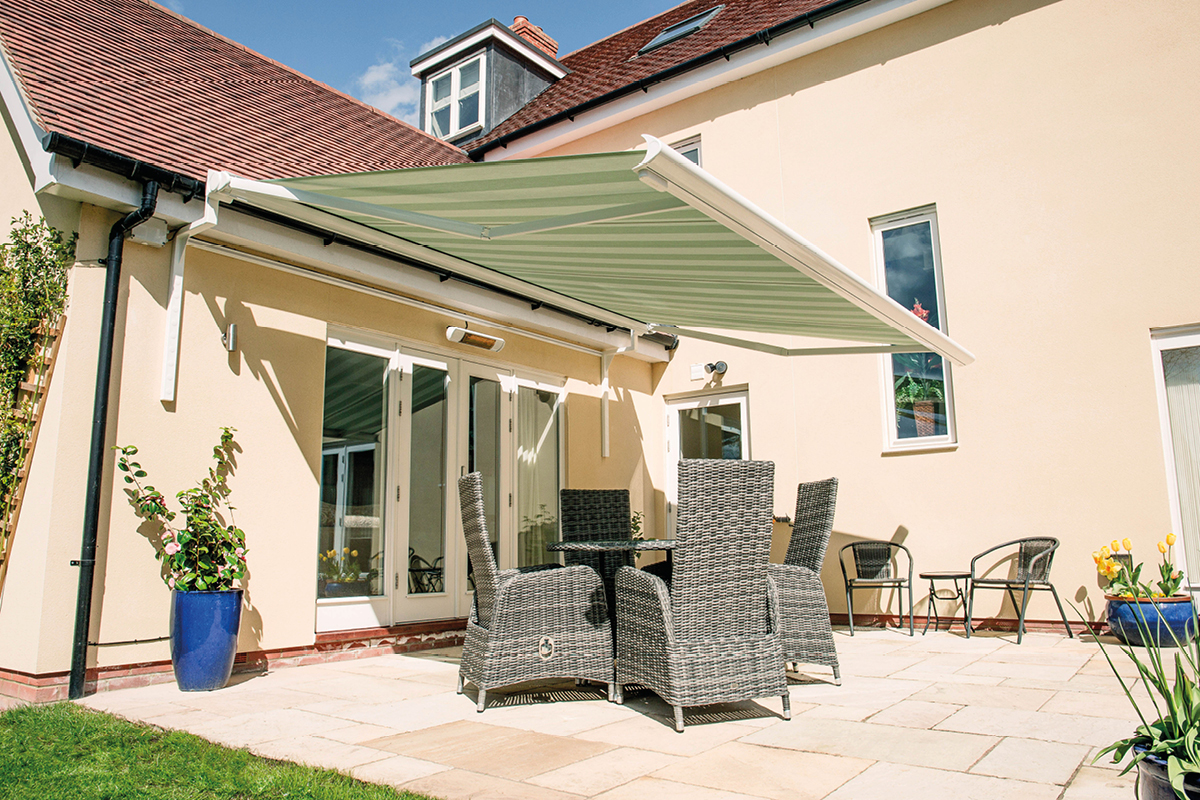 The Versatility of Awnings: Creative Solutions for Small Outdoor Spaces ...